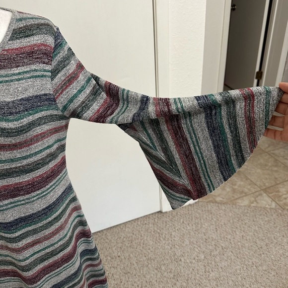 Market and Spruce Striped Bell sleeve dress Sz M - Picture 3 of 7